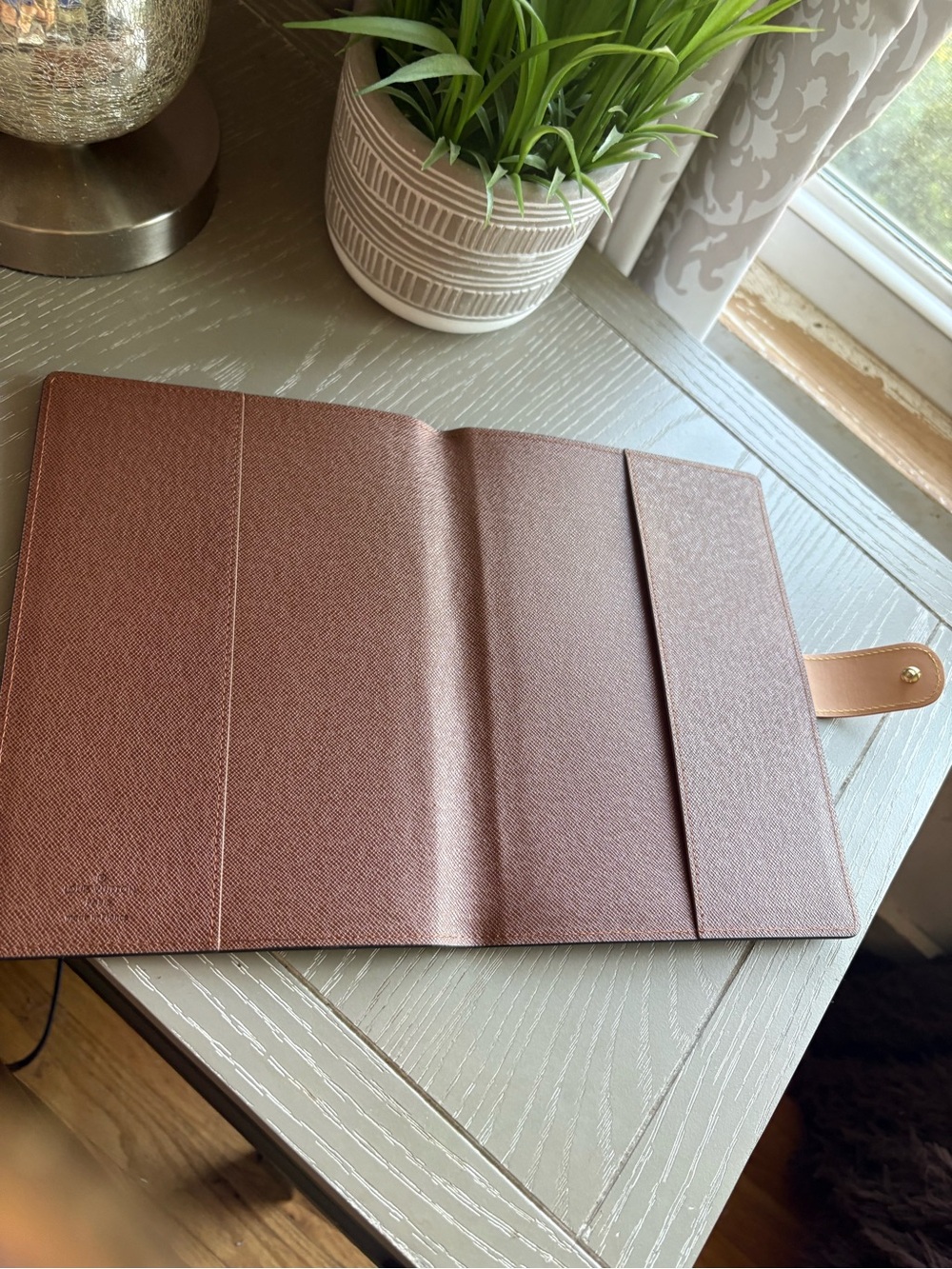 FaSHION Agenda Notebook Monogram Canvas Tablet Case with Tan Snap - Picture 6 of 10
